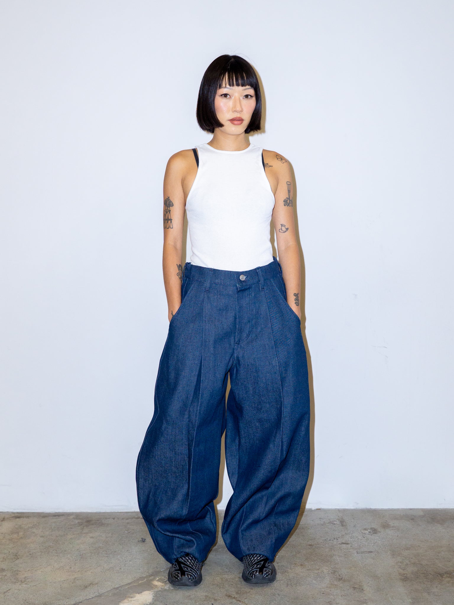 SUPER WIDE PANTS IN BLUE DENIM