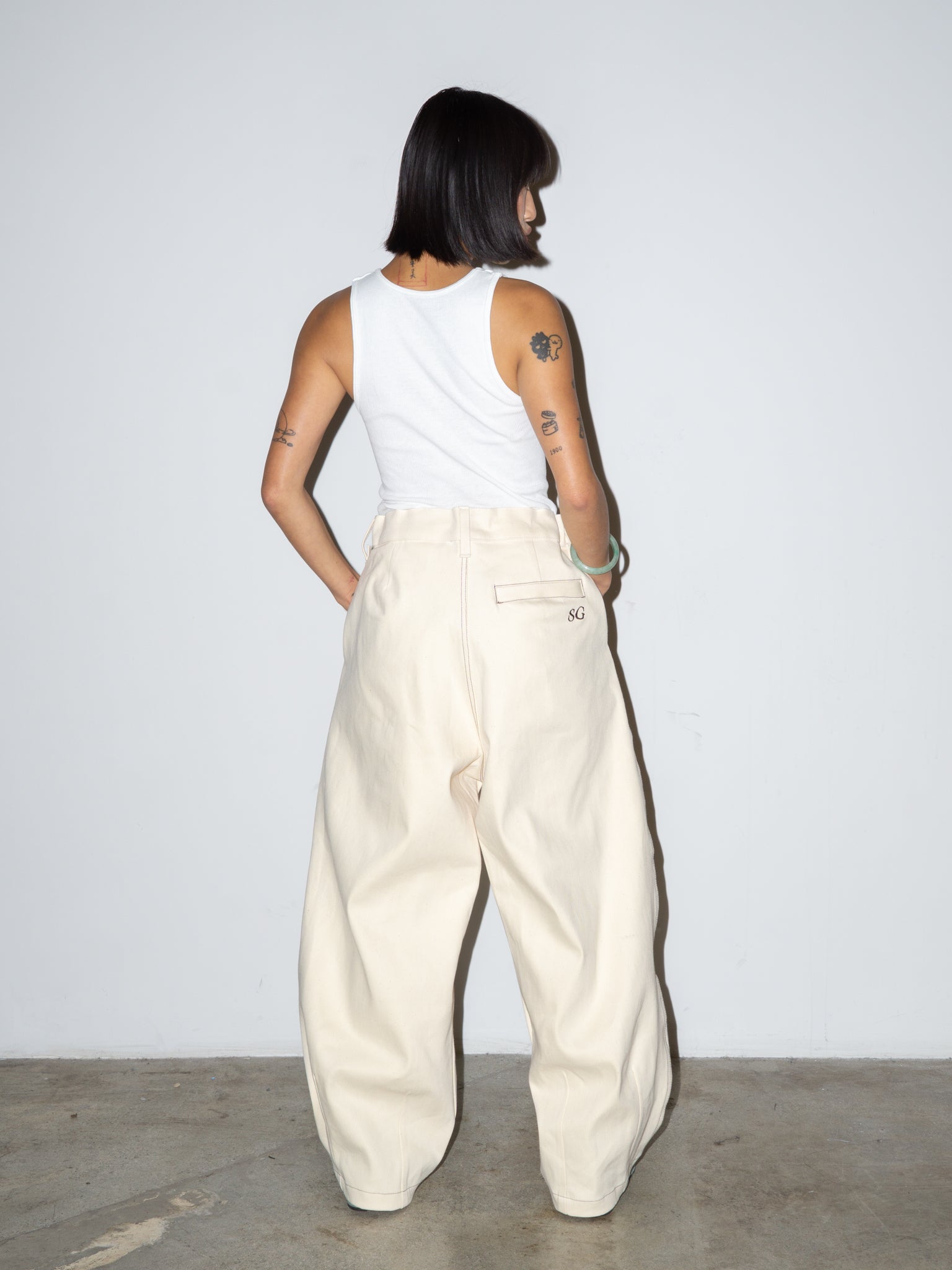 SUPER WIDE PANTS IN CREAM