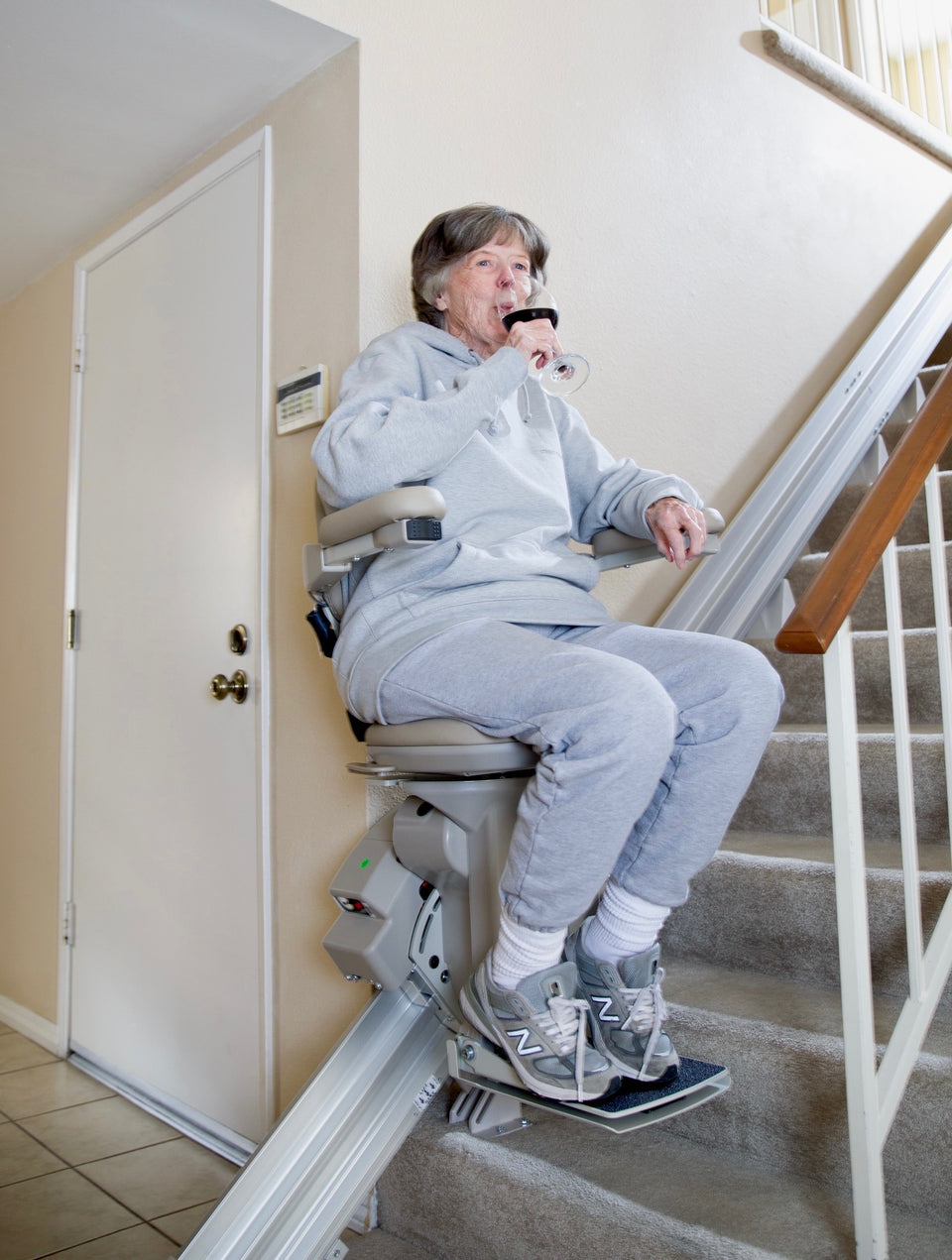RETIREE HOODIE