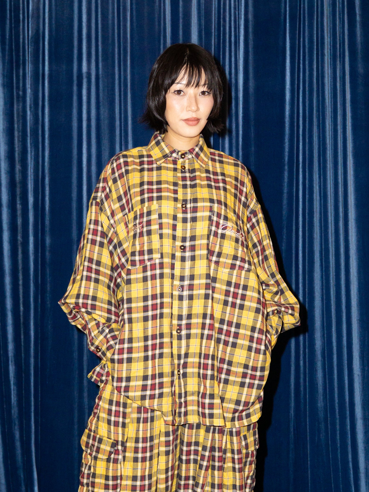 LIBRARIAN SHIRT IN YELLOW PLAID