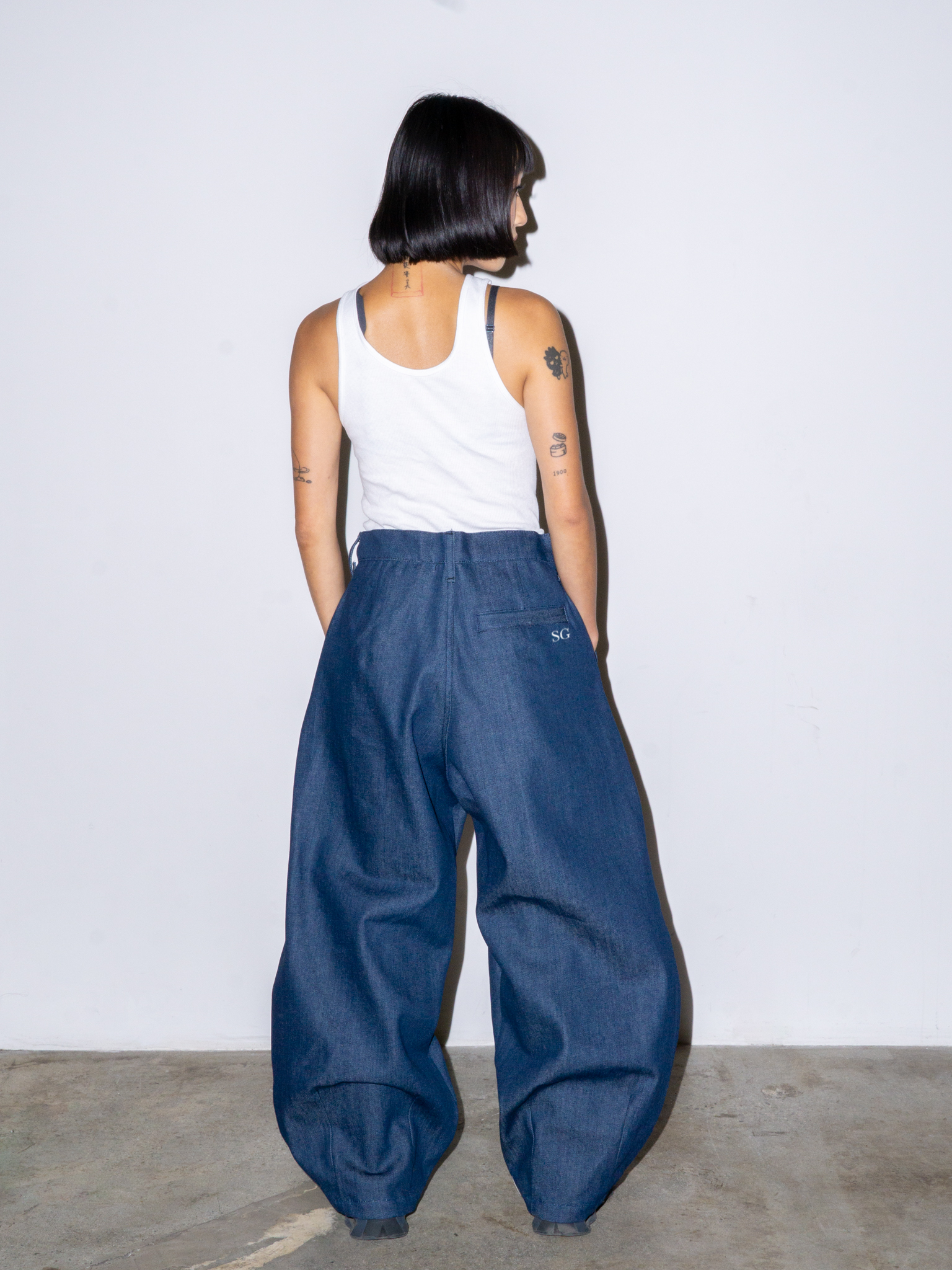 SUPER WIDE PANTS IN BLUE DENIM