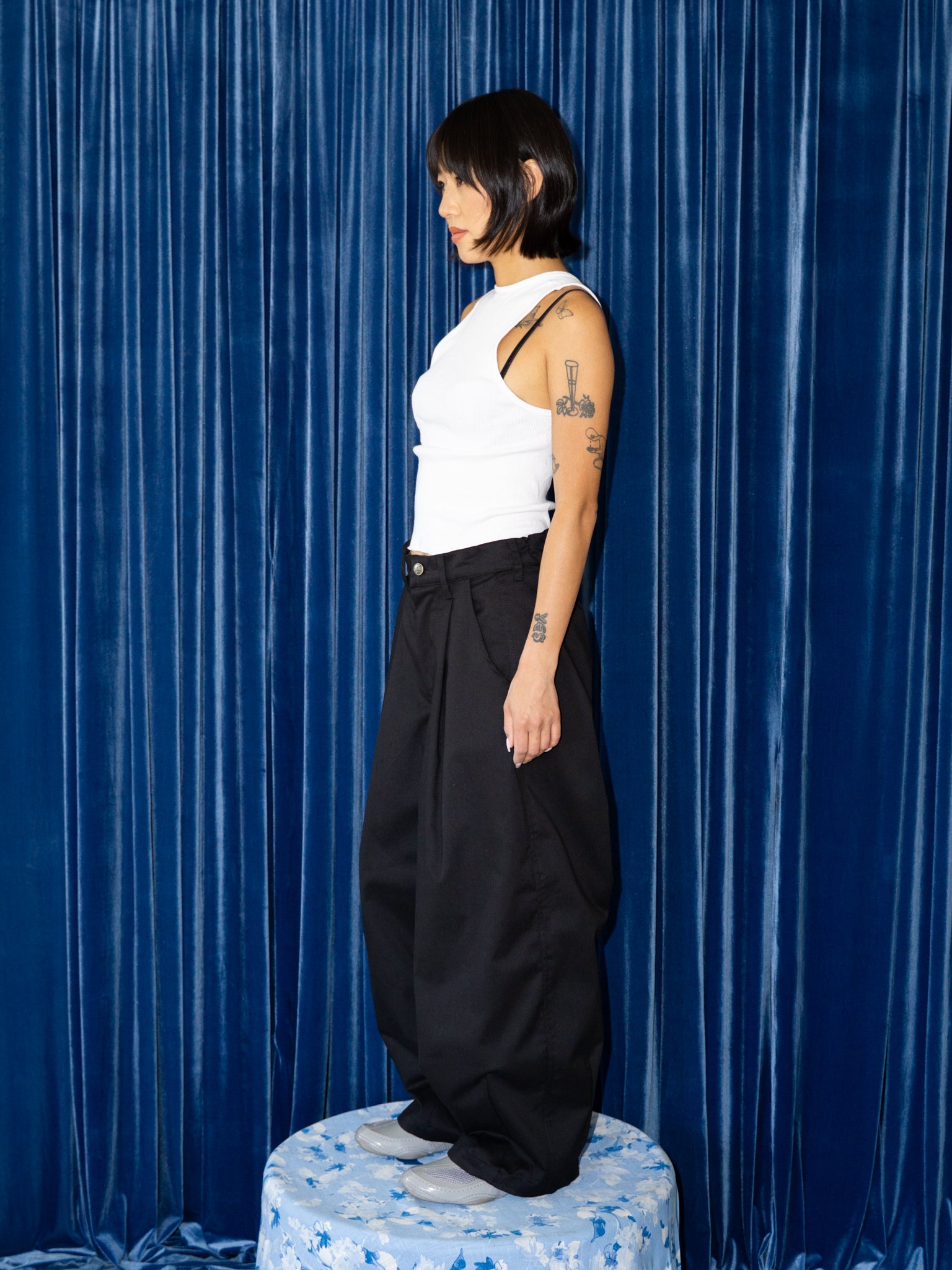SUPER WIDE PANTS IN BLACK TWILL