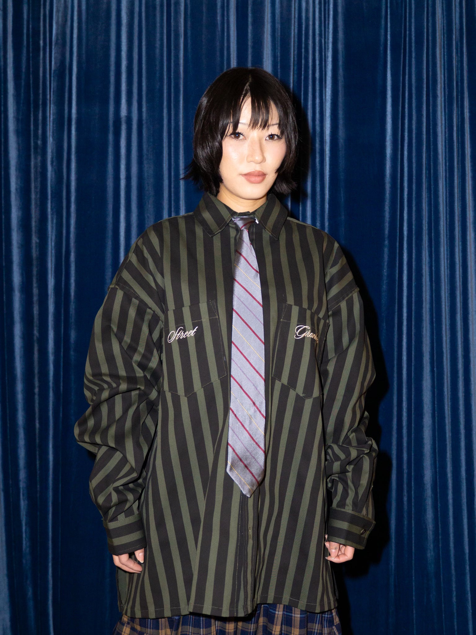 CLIPPY TIE IN SILVER STRIPE