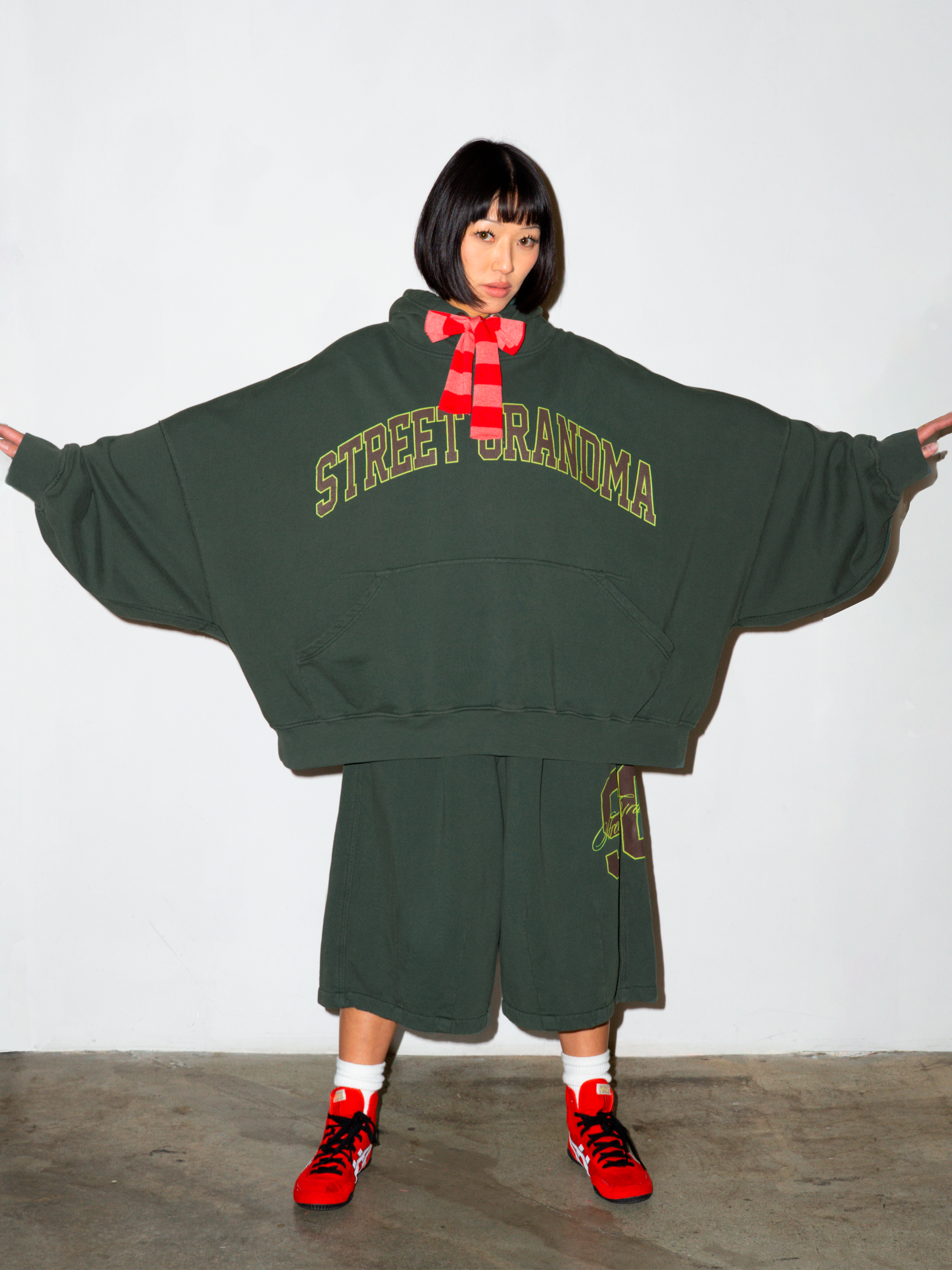 VINTAGE WASH HOODIE IN GREEN
