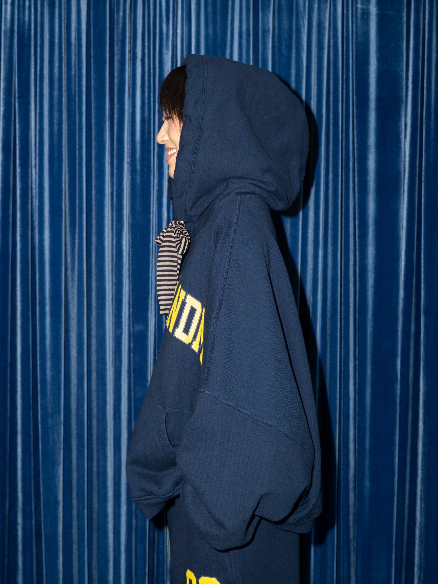 VINTAGE WASH HOODIE IN NAVY