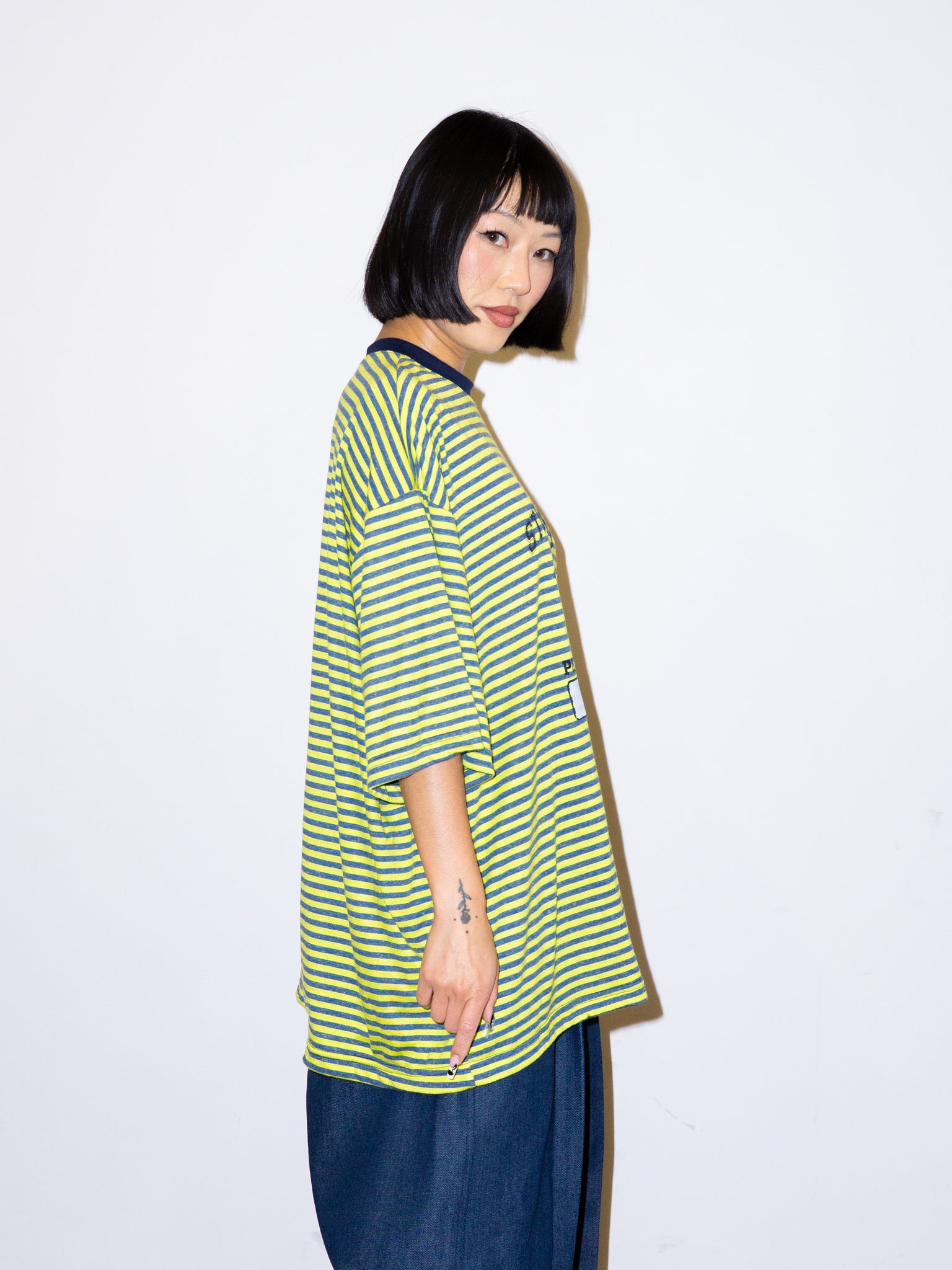 PE TEE IN NEON STRIPE