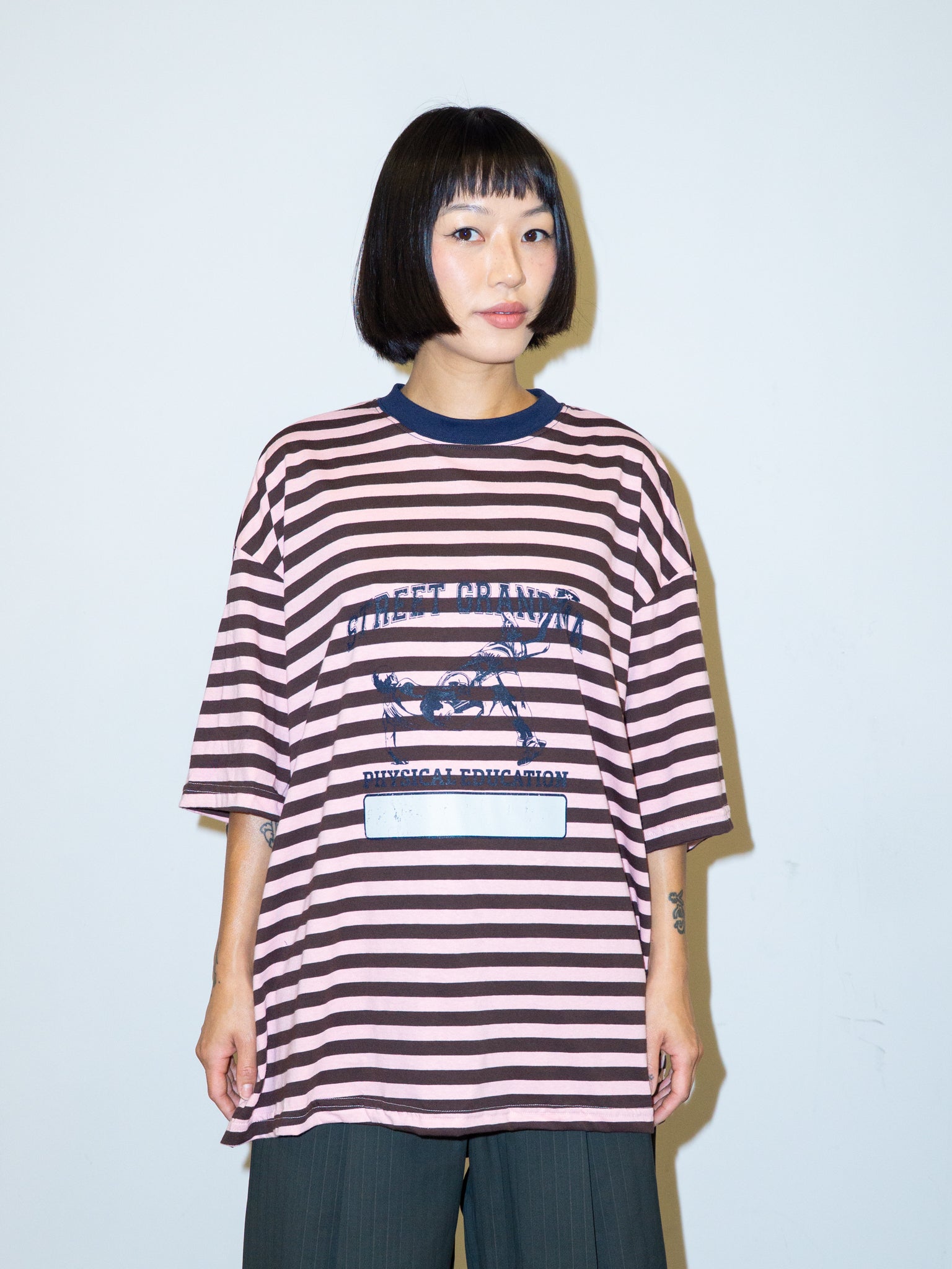 PE TEE IN PINK BROWN STRIPE