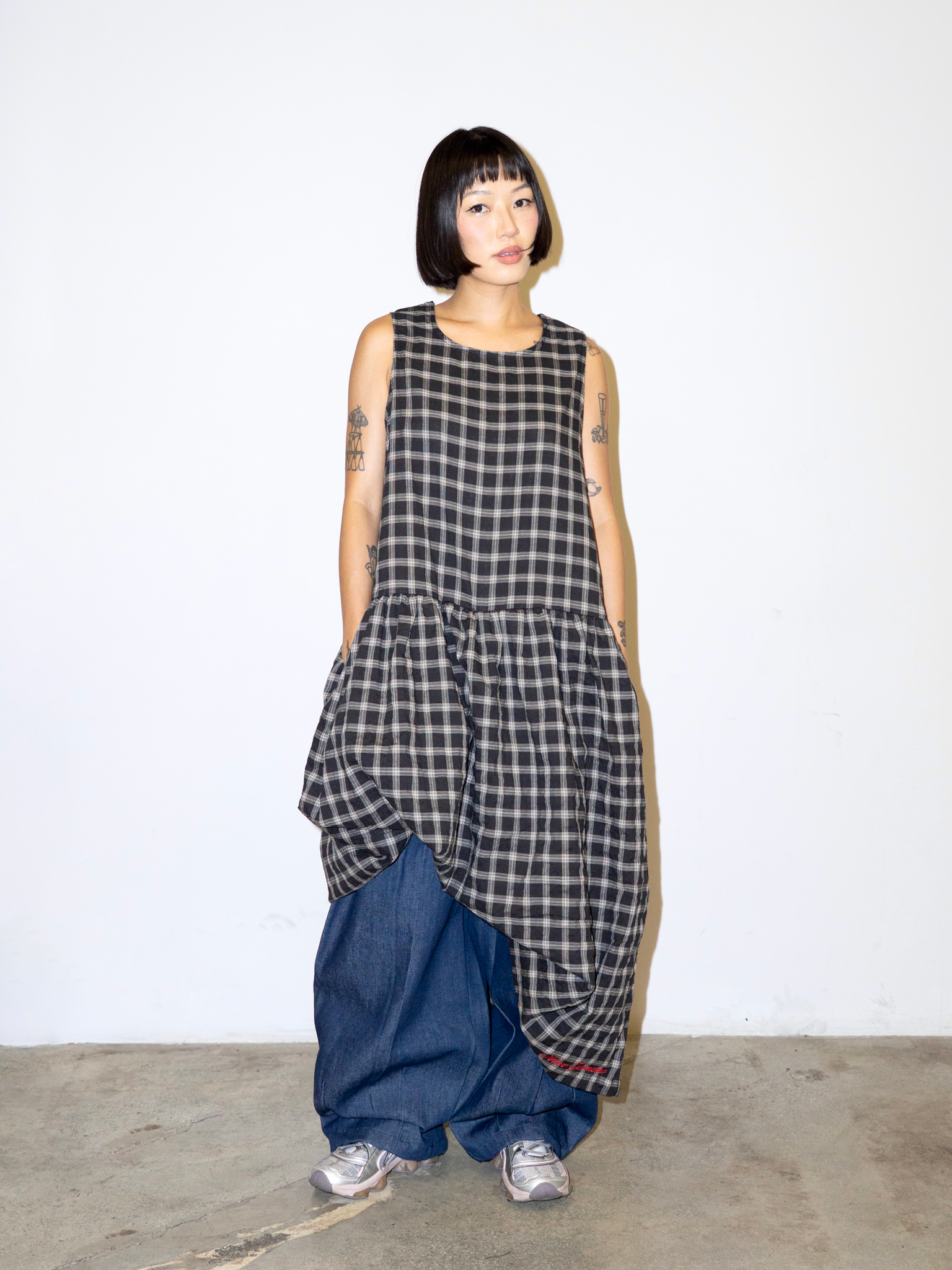 SACK DRESS IN BLACK PLAID