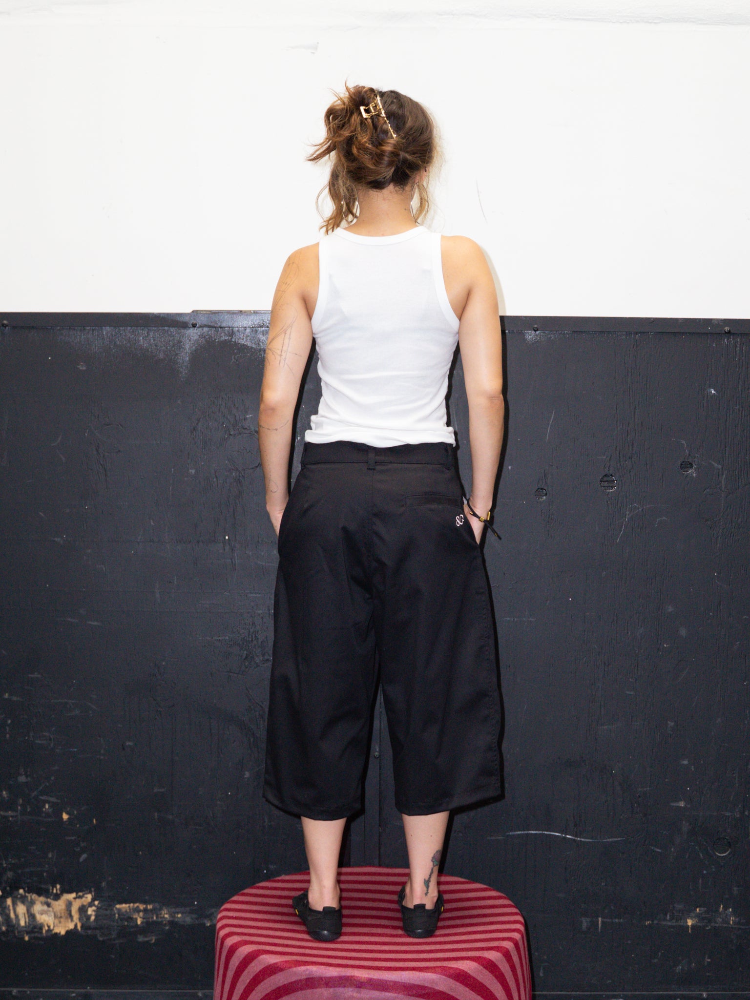 SHANTS IN BLACK TWILL
