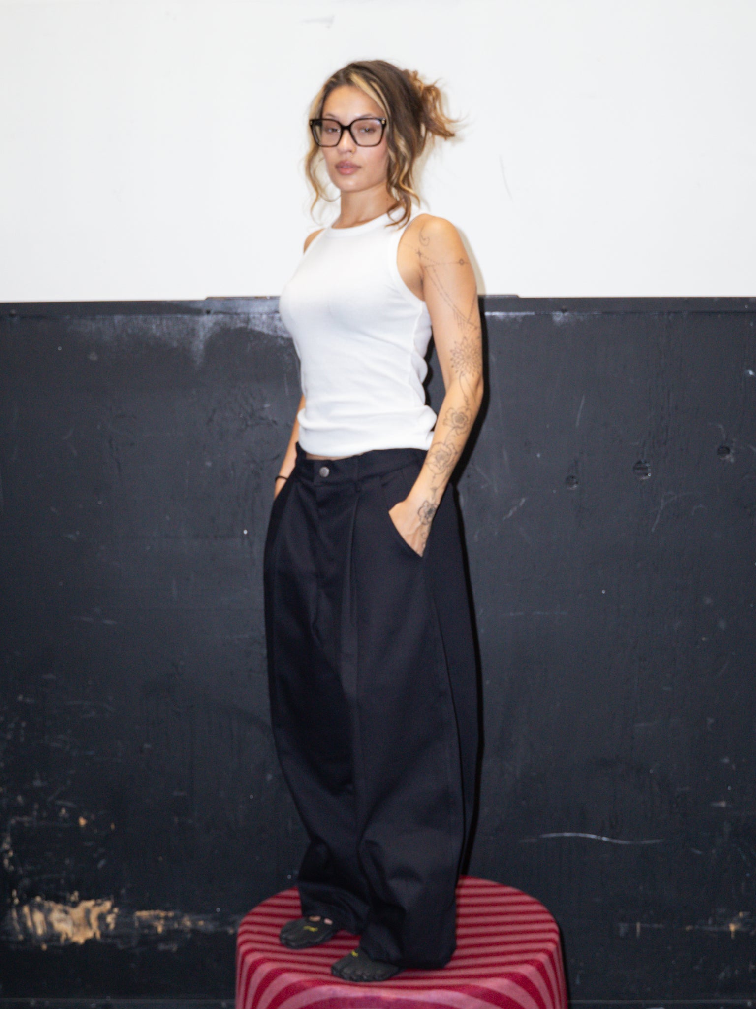 SUPER WIDE PANTS IN BLACK TWILL