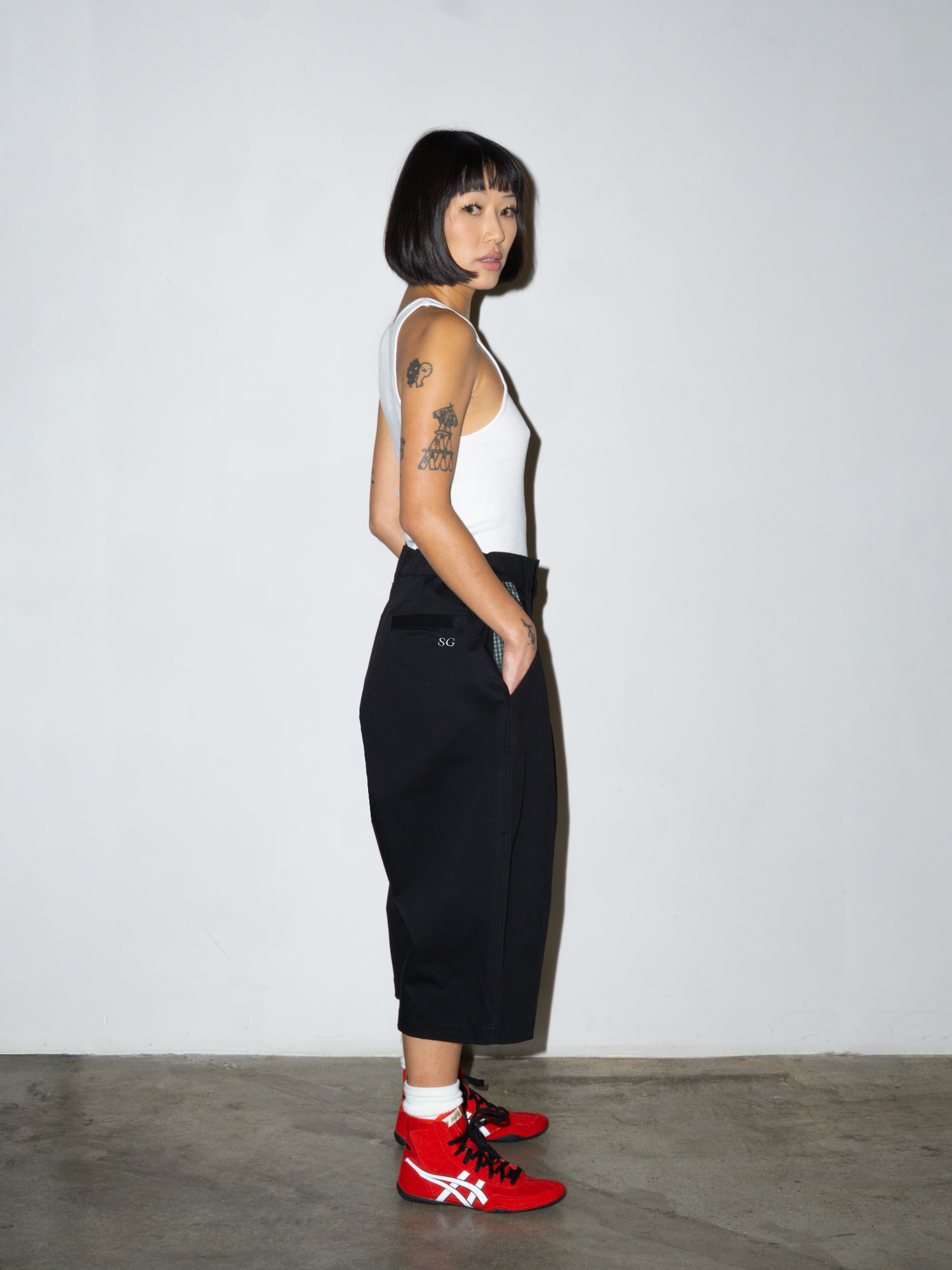 SHANTS IN BLACK TWILL - GINGHAM POCKET