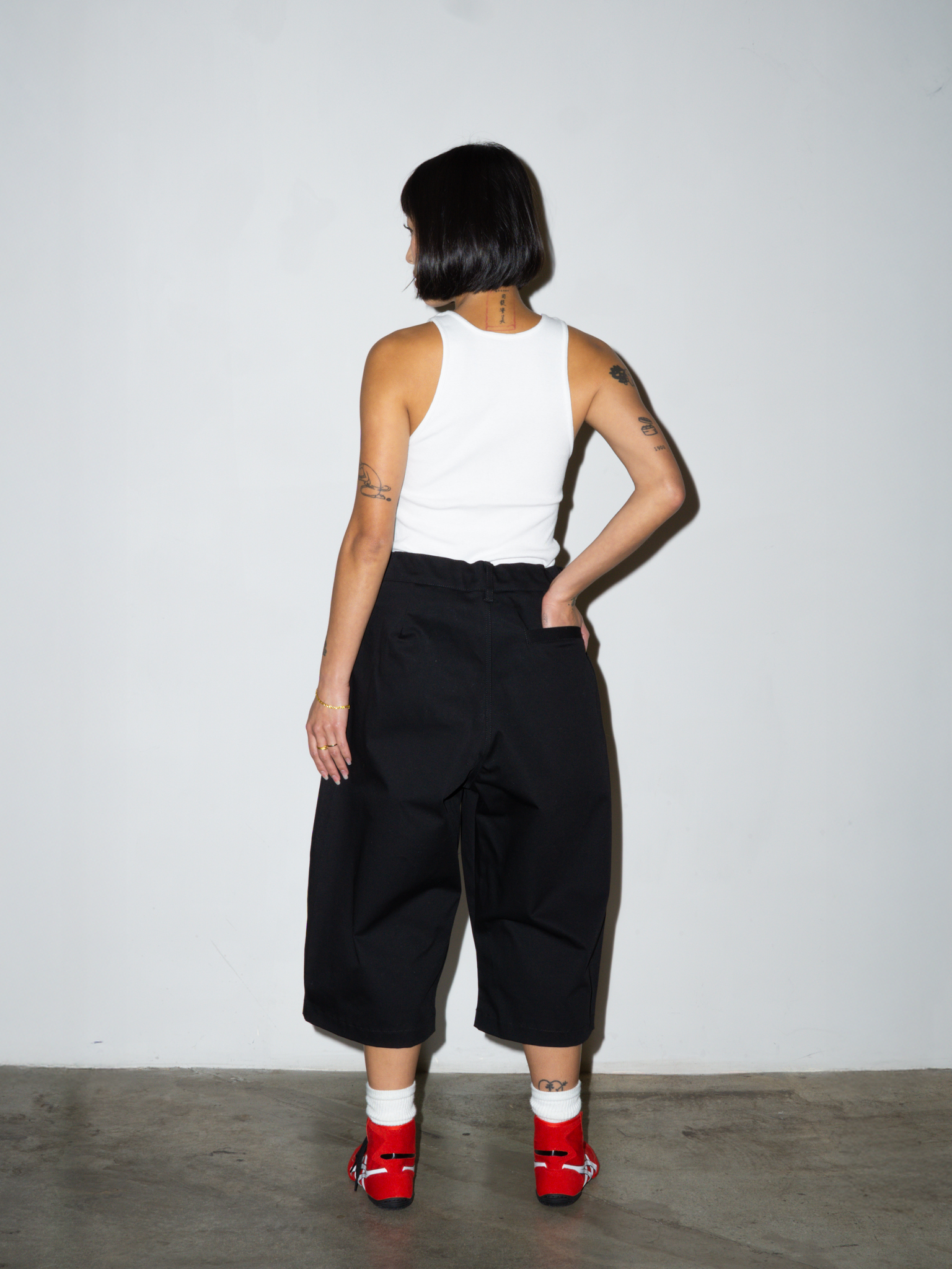SHANTS IN BLACK TWILL - GINGHAM POCKET