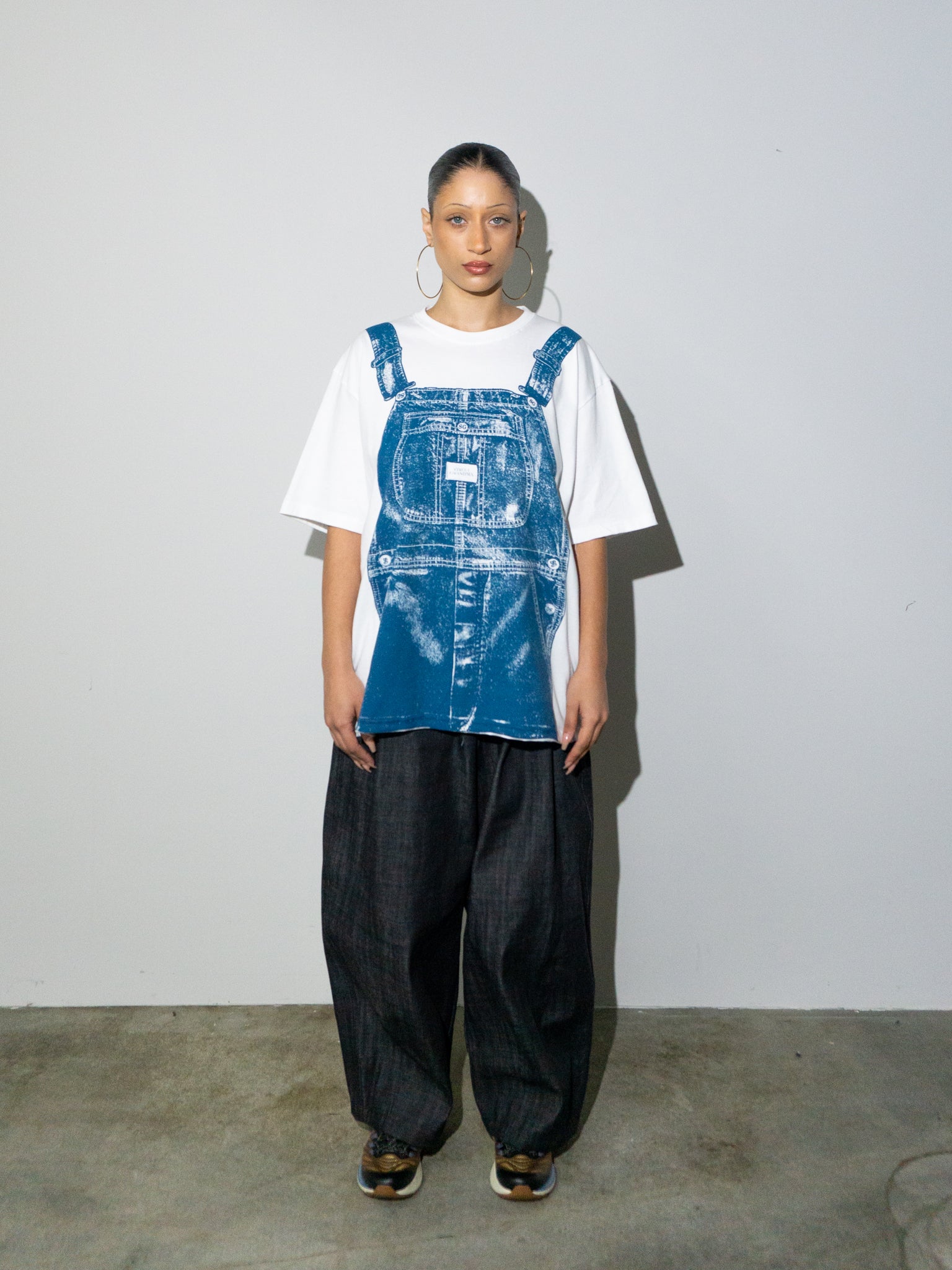 OVERALLS TEE